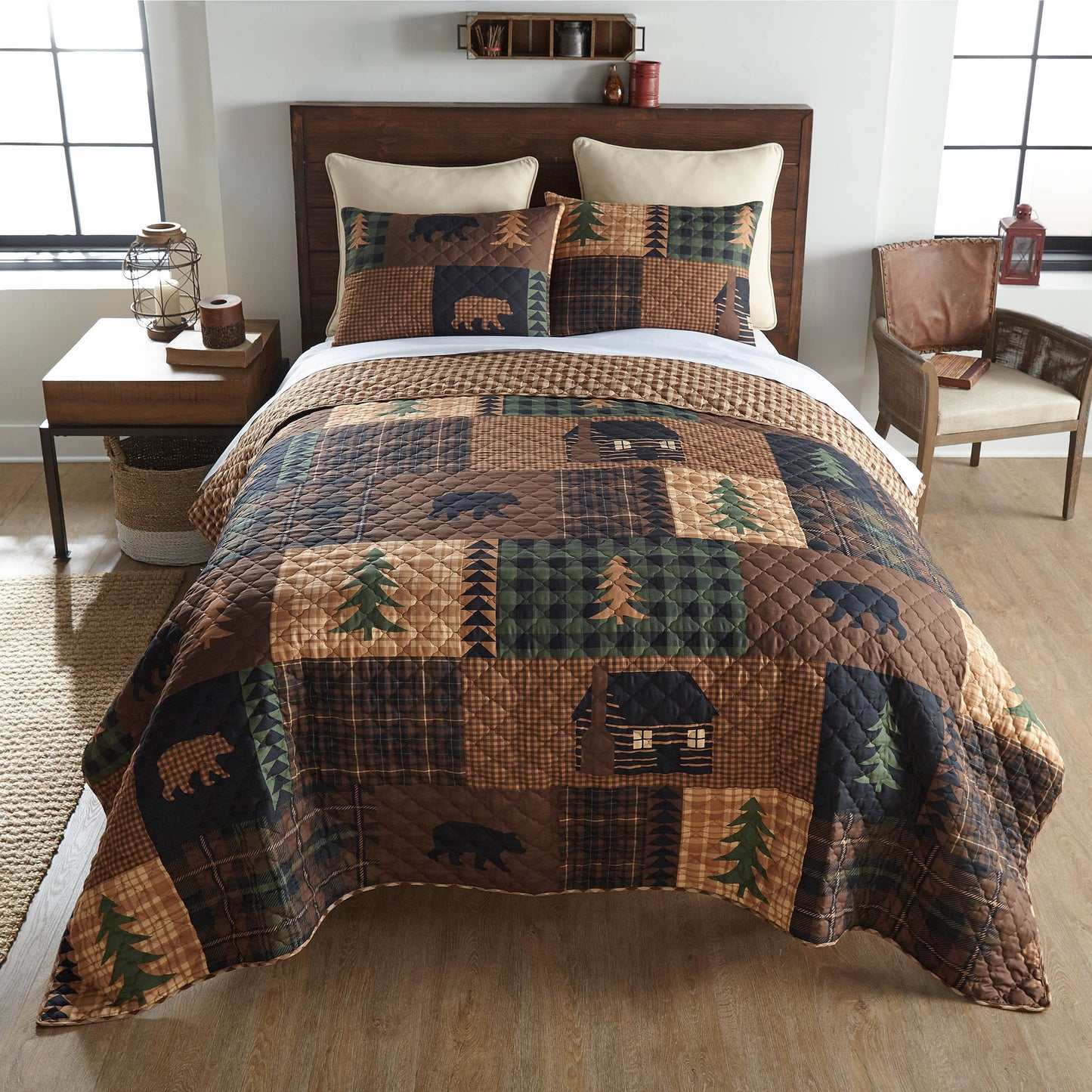 Brown Bear Cabin Lightweight Quilted Bedding