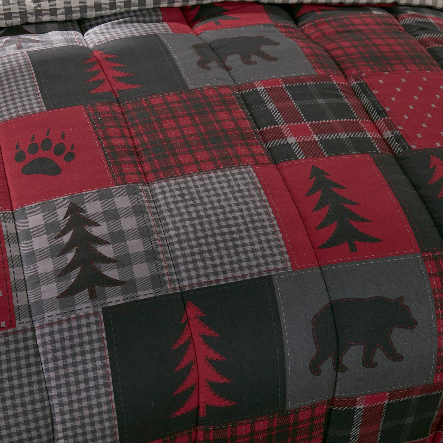 Donna Sharp Red Forest 3pc Comforter Set: Queen