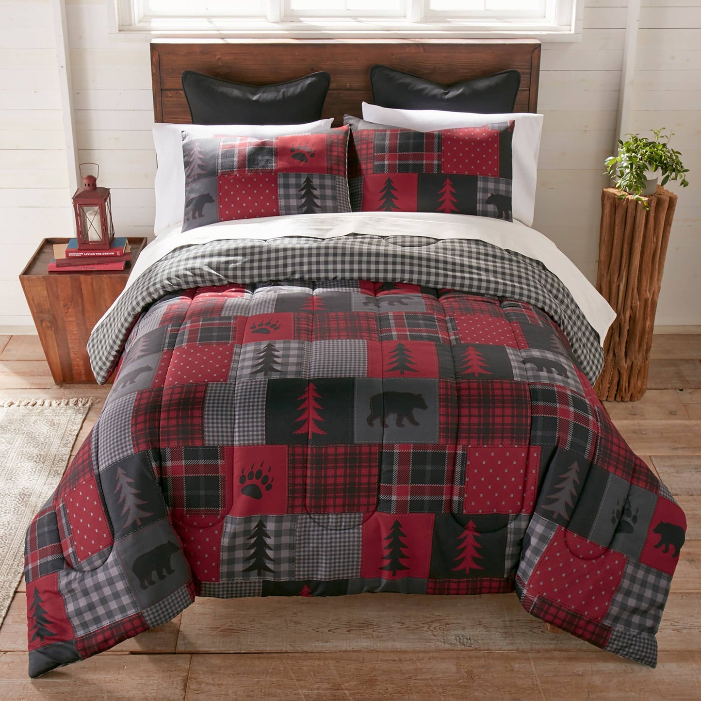 Donna Sharp Red Forest 3pc Comforter Set: Queen